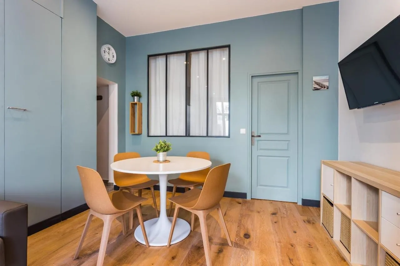 Magnifique Appartement- 7P- Sacre Coeur Ramey I Paris 0*,
