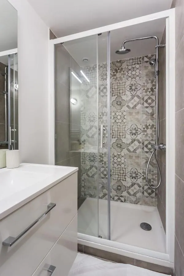 Magnifique Appartement- 7P- Sacre Coeur Ramey I Paris 0*,  France