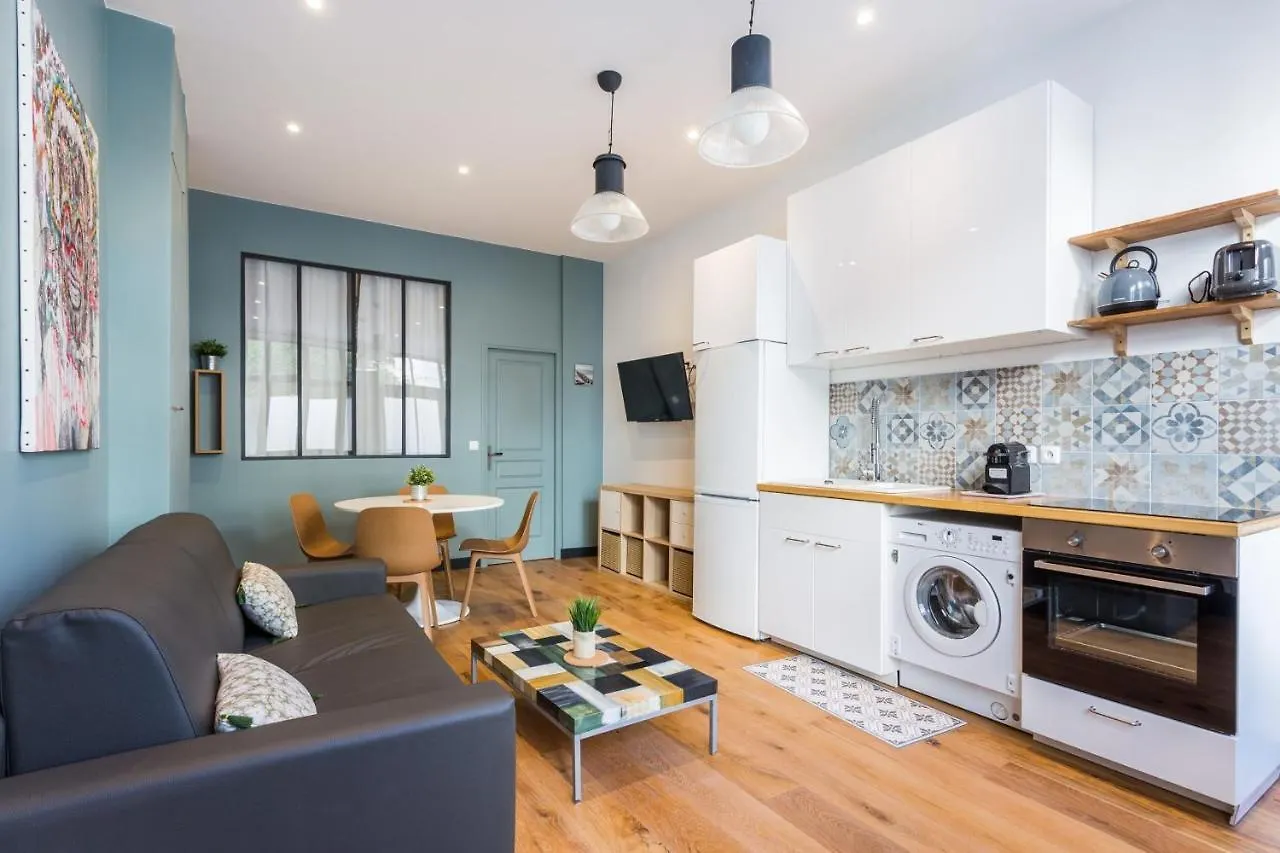 Magnifique Appartement- 7P- Sacre Coeur Ramey I Paryż